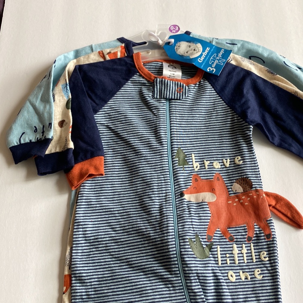 NWT! Gerber Baby (3 Count) Long Sleeved Onesies with Footsies - Picture 2 of 8